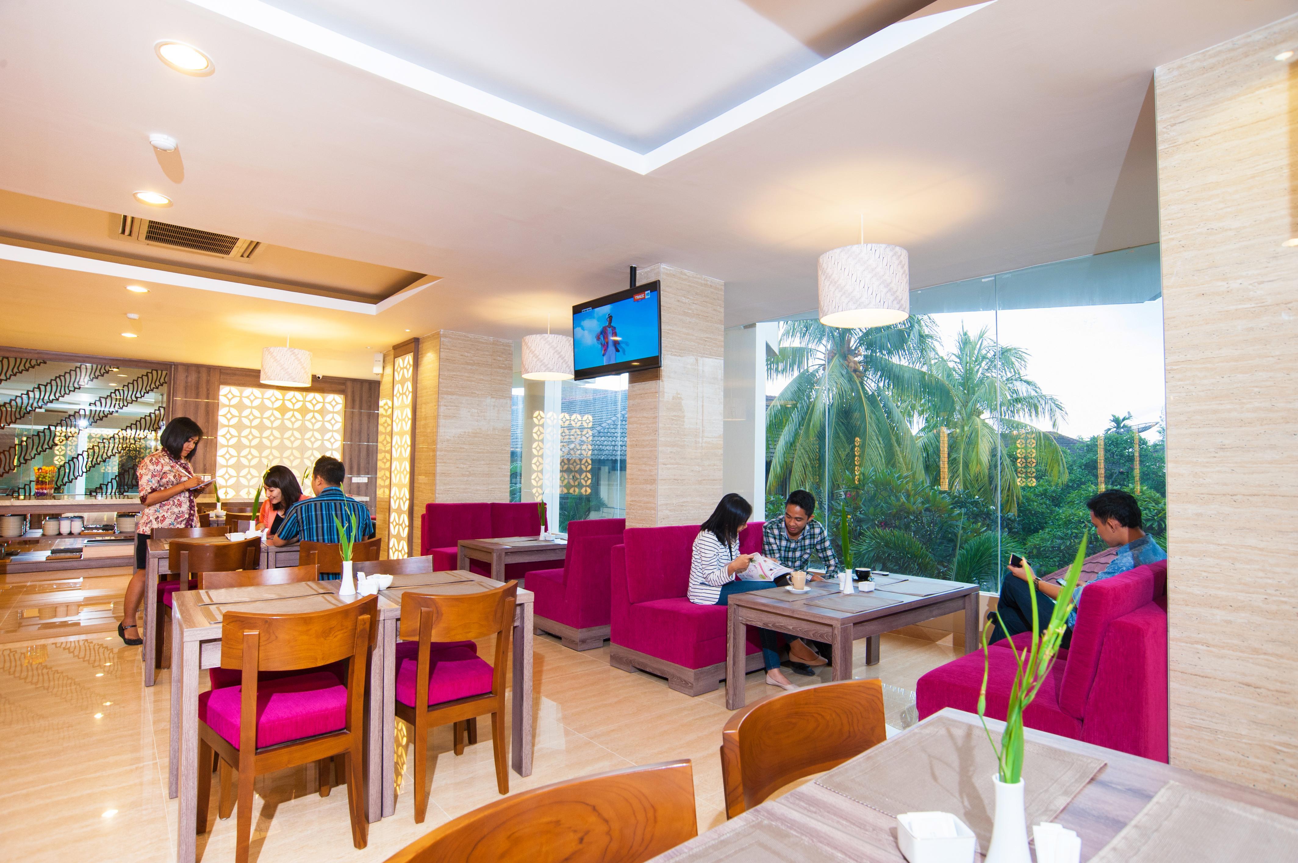 Lombok Raya Hotel Mataram Exterior photo