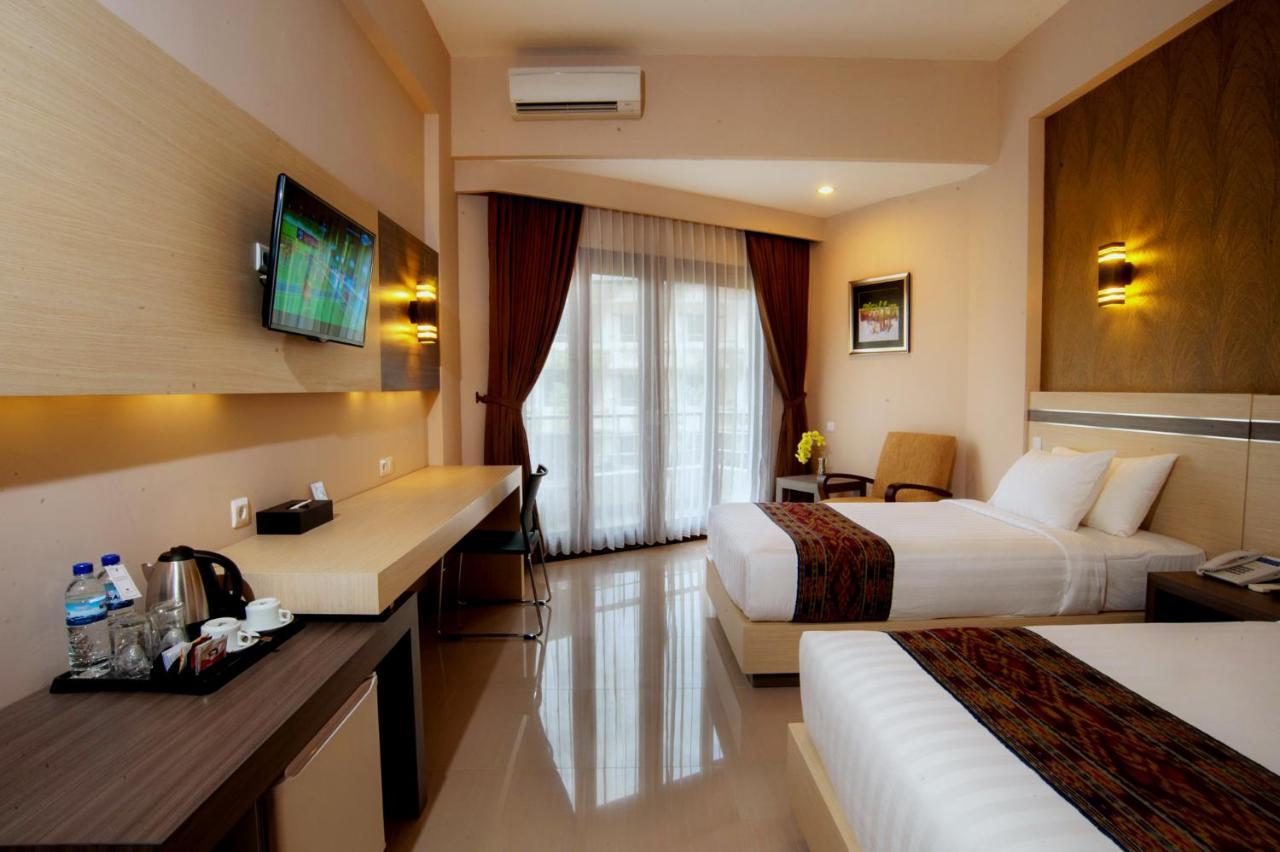 Lombok Raya Hotel Mataram Exterior photo