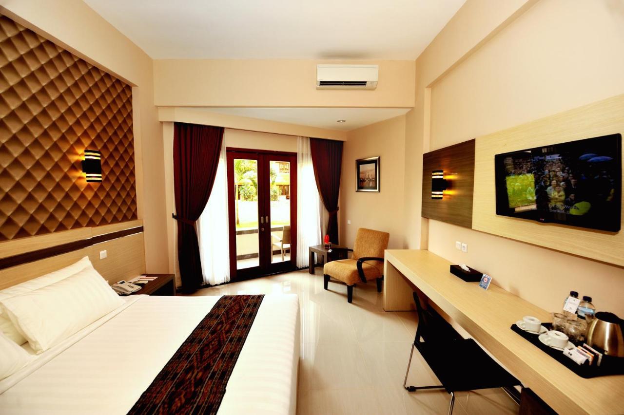 Lombok Raya Hotel Mataram Exterior photo